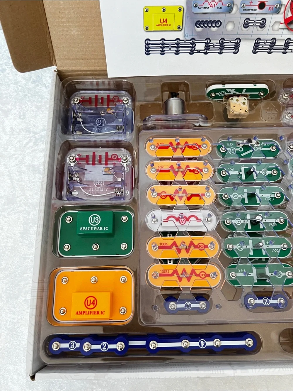 Snap Circuits 300-in-1 Science Kits Educational Electrical Circuit Board Toy 8+
